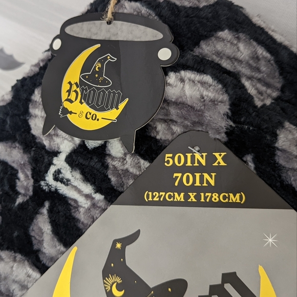 🆕 Moon Phase Jacquard Throw - Picture 3 of 4